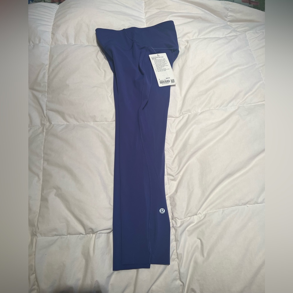 Lululemon leggings size 4 NWT
